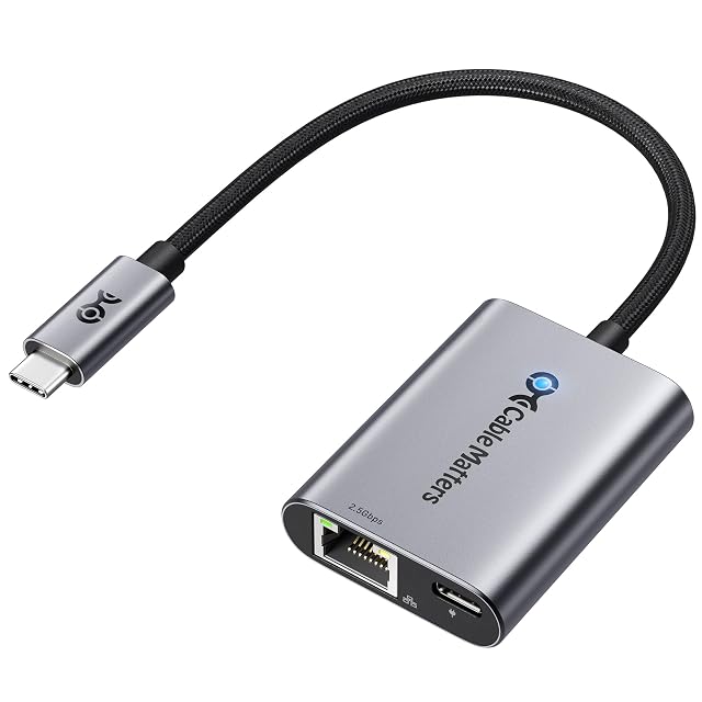 Adaptador Ethernet 2.5G USB-C Cable Matters con cable trenzado y toma USB-C de alimentación